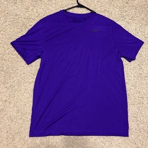 Men’s purple Nike short sleeve T-shirt